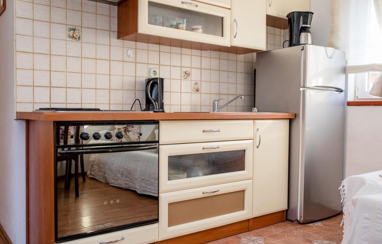 Apartments Vladimir 2836 Palit Bagian luar foto